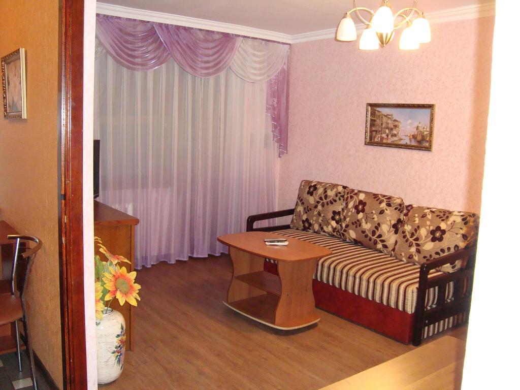 Studio On Stalevarov Near Meduniversity Zaporizhia Zewnętrze zdjęcie
